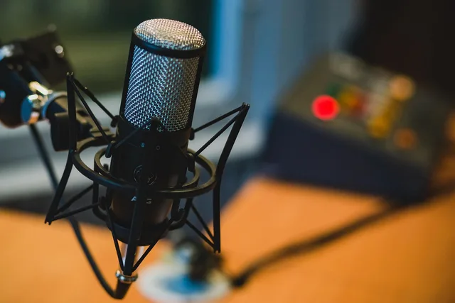 microphone, audio, recording, podcast, music, podcast, podcast, podcast, podcast, podcast. What each podcast advertising attribution method means for your numbers